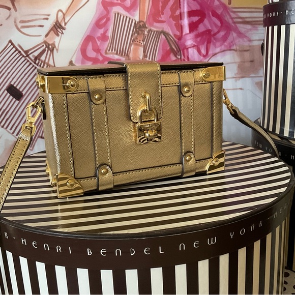 Like New Henri Bendel West 57th Mini Trunk Clutch - Picture 2 of 16
